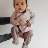 Phil & Phae | Cross-over | Baby Cardigan | Faded dust